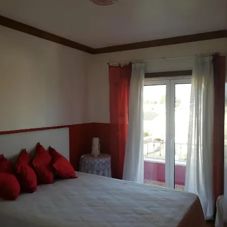 Near Fatima Villa Porto de Mós